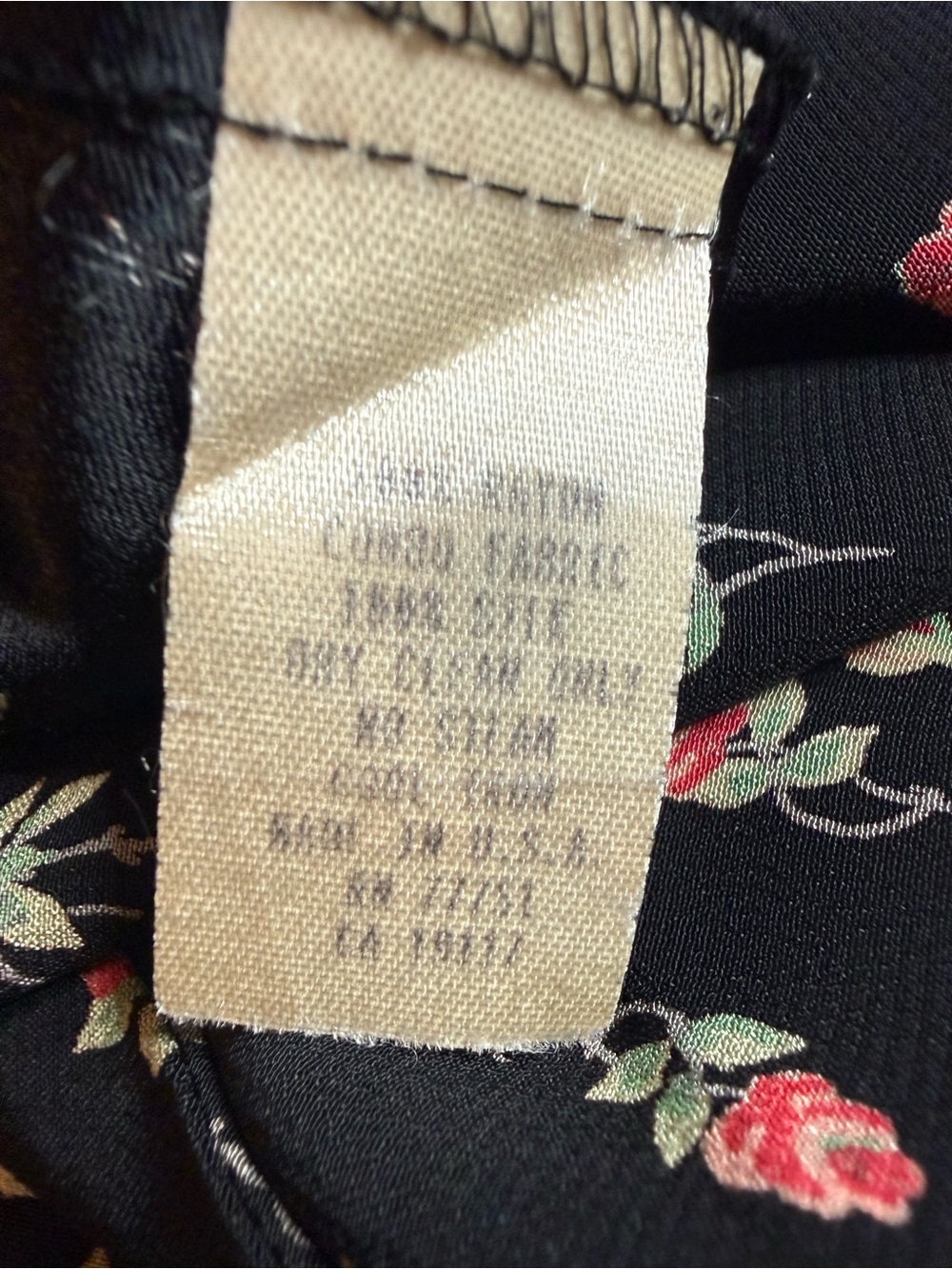 Vintage Betsey Johnson NY Slip Dress, 90’s/Y2K Floral Coquette Grunge,Goth - Picture 12 of 12